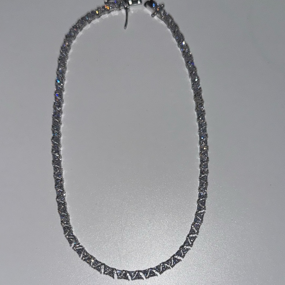 18k 60ct Trillion Tennis Necklace - Picture 9 of 16